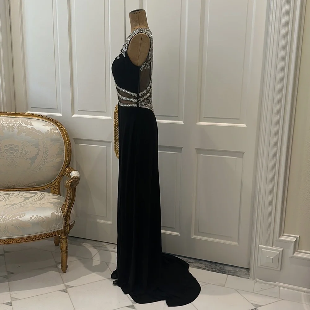 Jazz couture size 8 black and sequin long gown. - Picture 2 of 13